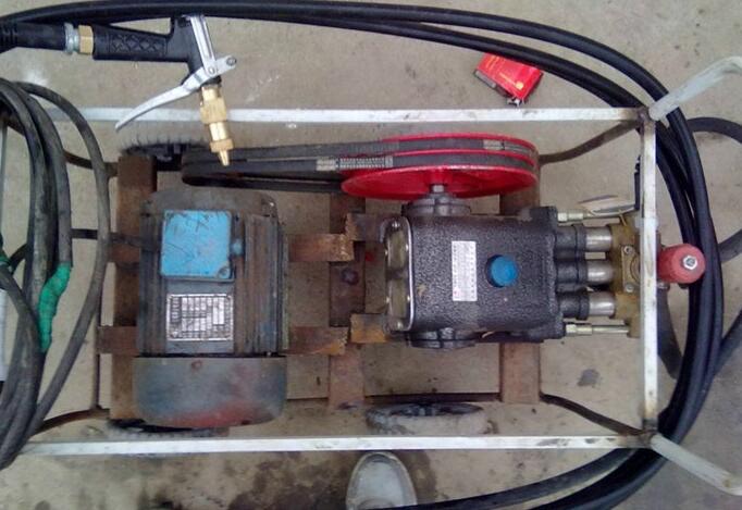 自制高壓洗車機(jī) 自制高壓洗車機(jī)